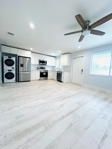 206 SE 1st Avenue Delray Beach FL 33444