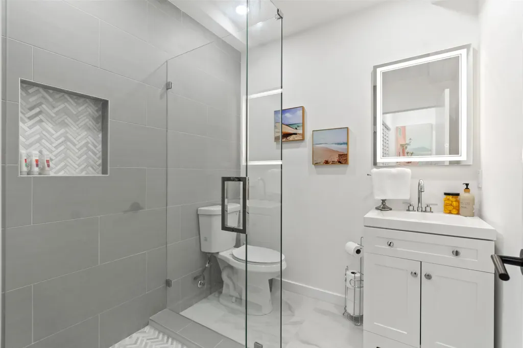 235 NE 20th Street Boca Raton FL 33431