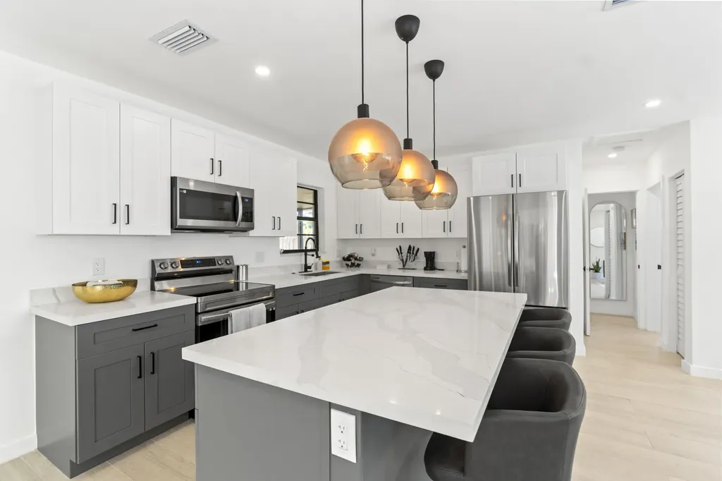 235 NE 20th Street Boca Raton FL 33431