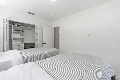 235 NE 20th Street Boca Raton FL 33431
