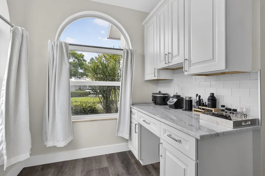 2760 White Wing Lane West Palm Beach FL 33409