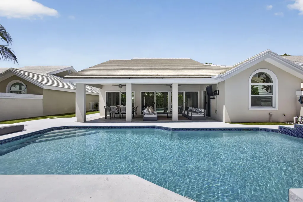 2760 White Wing Lane West Palm Beach FL 33409