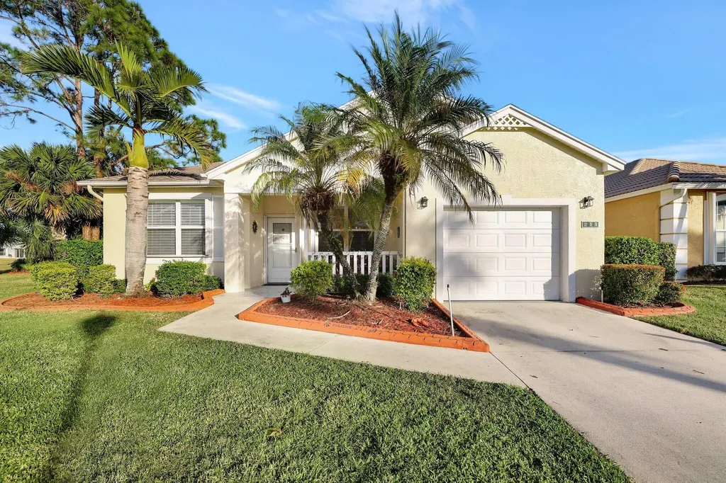 211 NW Zanzibar Place Port St Lucie FL 34986