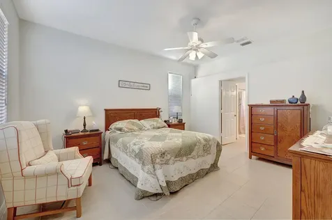 211 NW Zanzibar Place Port St Lucie FL 34986