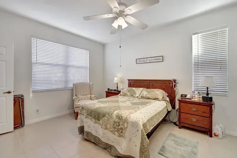211 NW Zanzibar Place Port St Lucie FL 34986