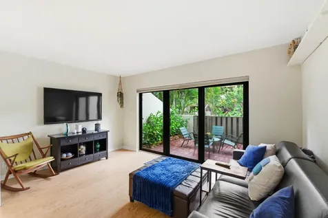 6043 Bayview Drive Fort Lauderdale FL 33308