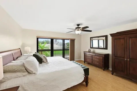 6043 Bayview Drive Fort Lauderdale FL 33308