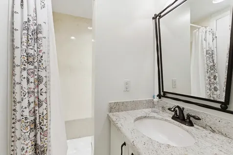 6043 Bayview Drive Fort Lauderdale FL 33308