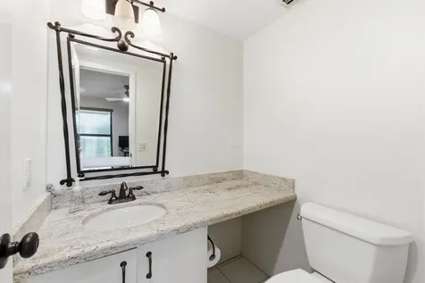 6043 Bayview Drive Fort Lauderdale FL 33308