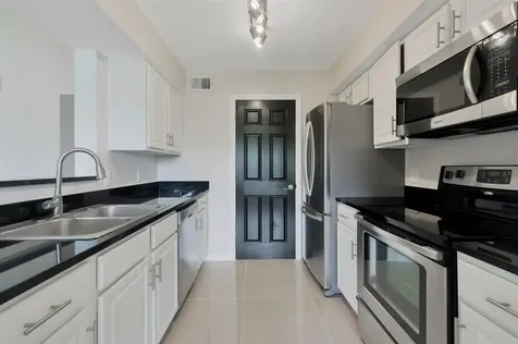 2627 NW 33rd Street Oakland Park FL 33309