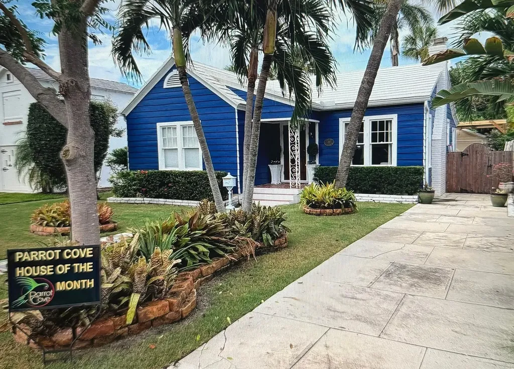 717 N Lakeside Drive Lake Worth Beach FL 33460