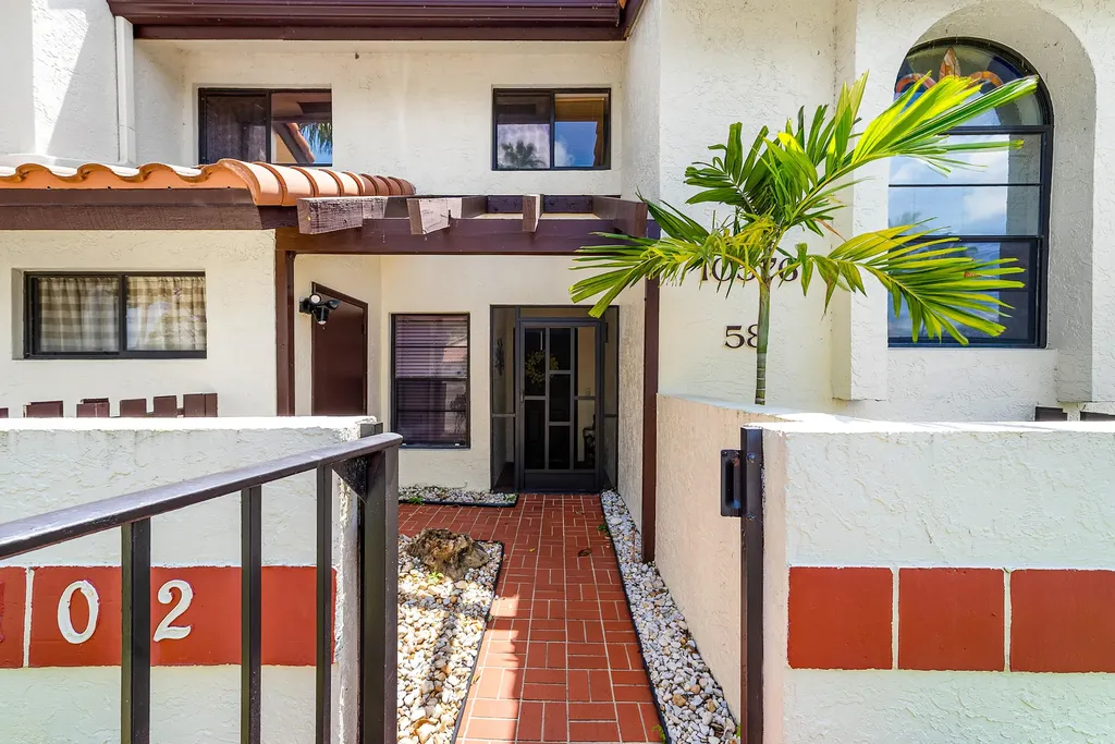 10576 Tropic Palm Avenue Boynton Beach FL 33437