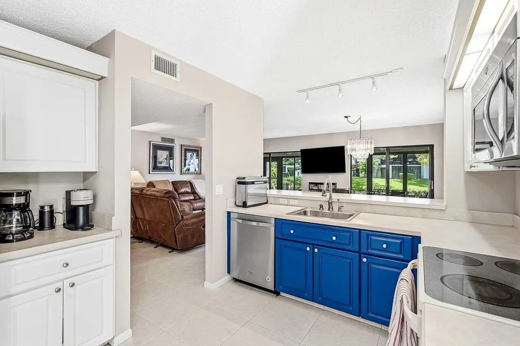 10576 Tropic Palm Avenue Boynton Beach FL 33437
