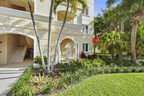 16 W Harbour Isle Drive Drive W Fort Pierce FL 34949