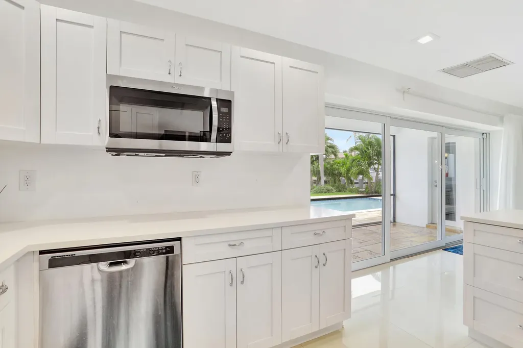 1410 SE 12th Street Deerfield Beach FL 33441