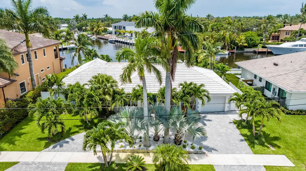 1410 SE 12th Street Deerfield Beach FL 33441