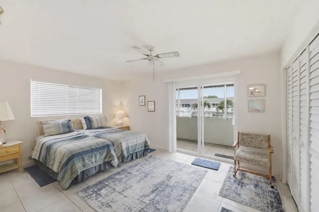 80 Harwood H Deerfield Beach FL 33442