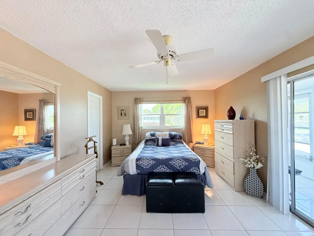204 Durham D Deerfield Beach FL 33442