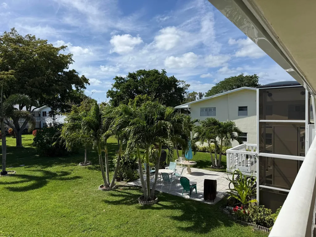 204 Durham D Deerfield Beach FL 33442