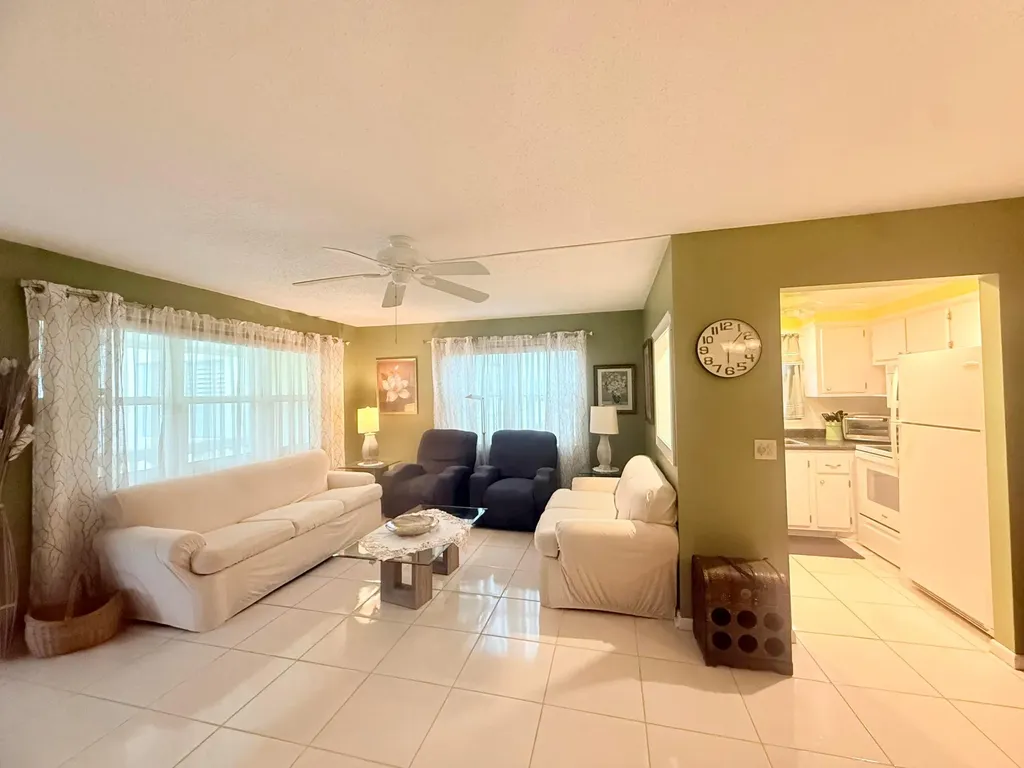 204 Durham D Deerfield Beach FL 33442