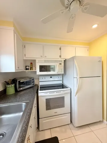 204 Durham D Deerfield Beach FL 33442