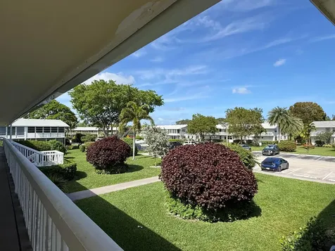 204 Durham D Deerfield Beach FL 33442