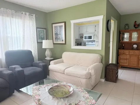 204 Durham D Deerfield Beach FL 33442