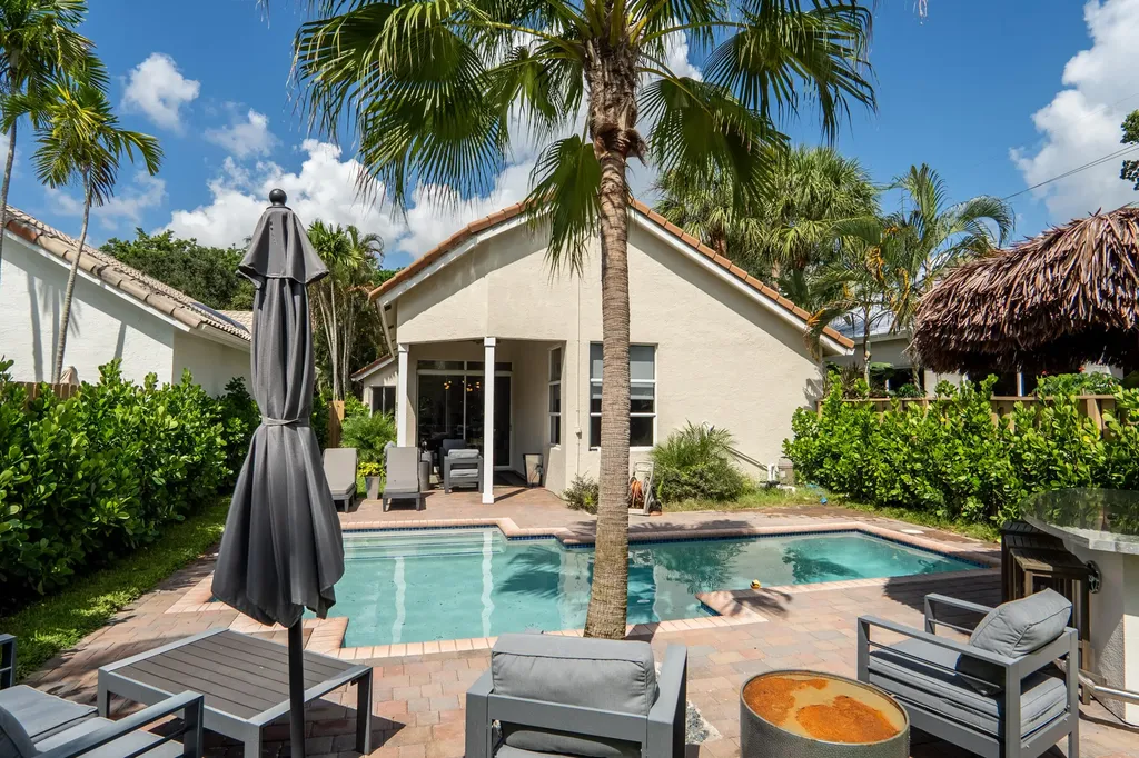 6670 NW 27th Avenue Boca Raton FL 33496