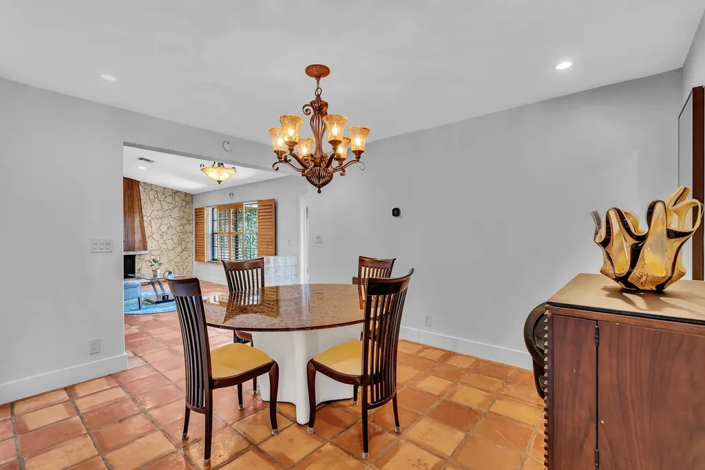 10133 NW 2nd Street Coral Springs FL 33071