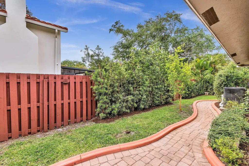 10133 NW 2nd Street Coral Springs FL 33071