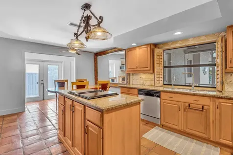 10133 NW 2nd Street Coral Springs FL 33071