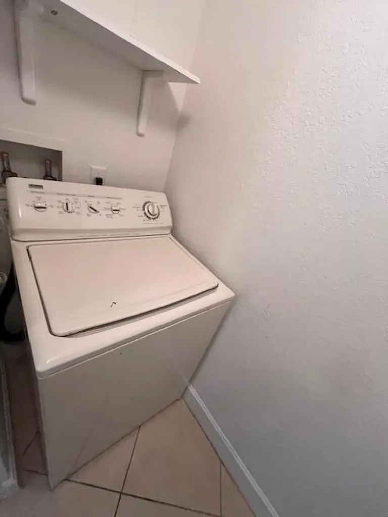 4 Renaissance Way Boynton Beach FL 33426