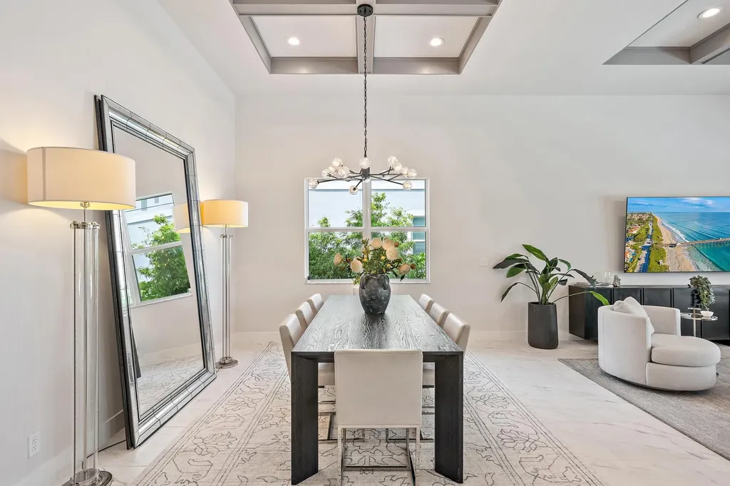 9338 Crestview Circle Palm Beach Gardens FL 33412