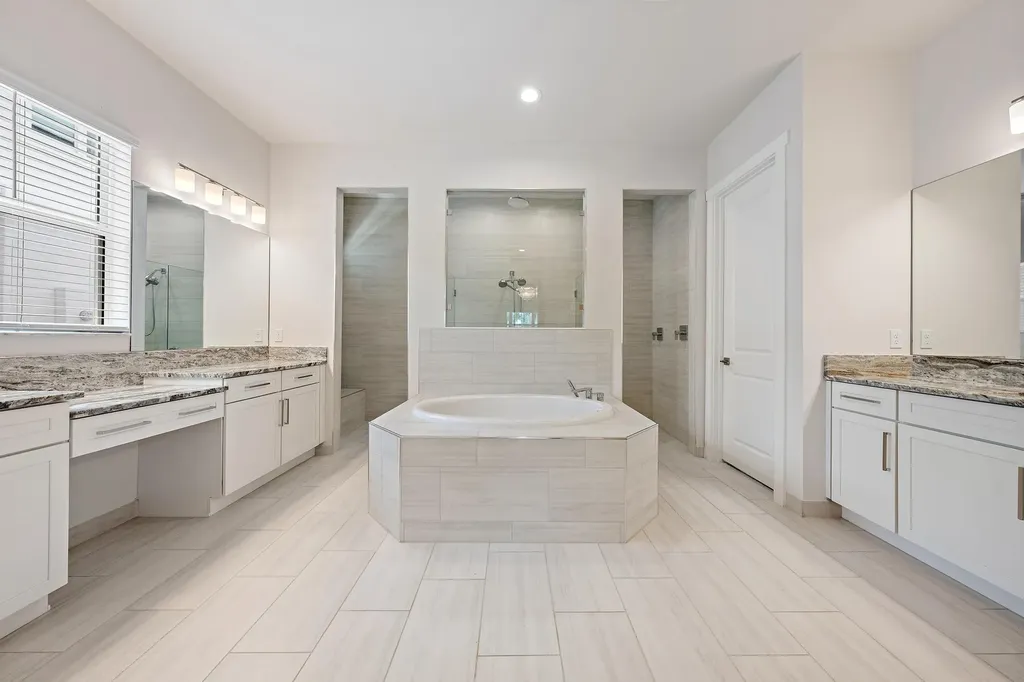 9338 Crestview Circle Palm Beach Gardens FL 33412