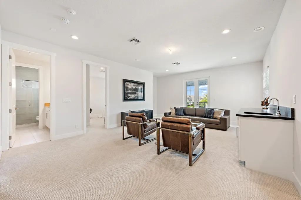 9338 Crestview Circle Palm Beach Gardens FL 33412