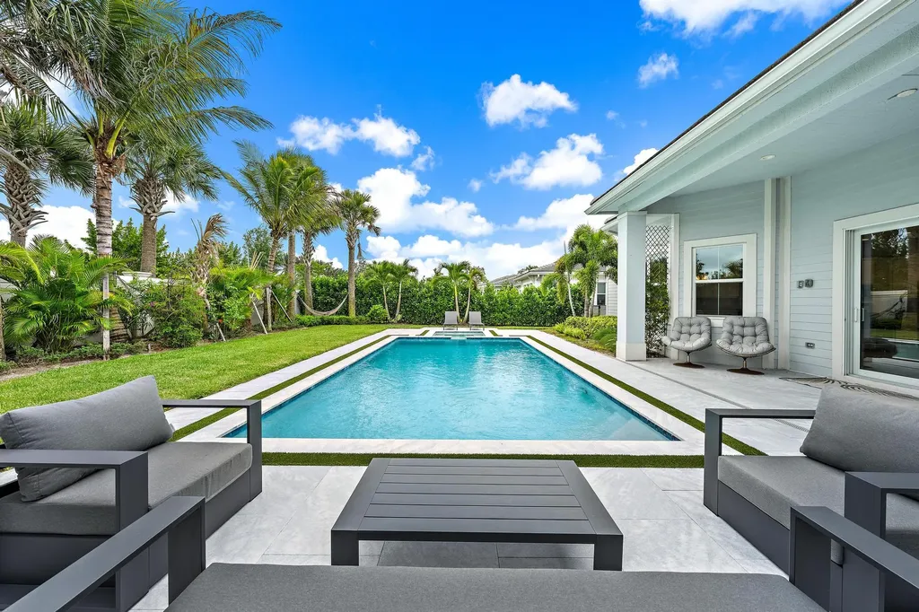 9338 Crestview Circle Palm Beach Gardens FL 33412