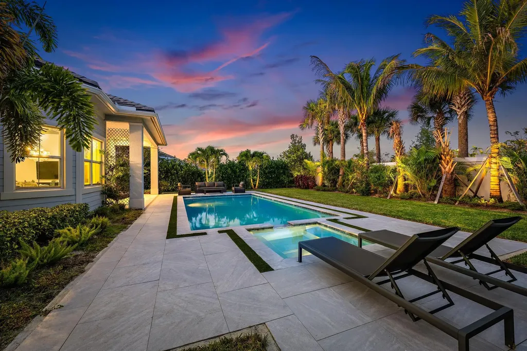 9338 Crestview Circle Palm Beach Gardens FL 33412