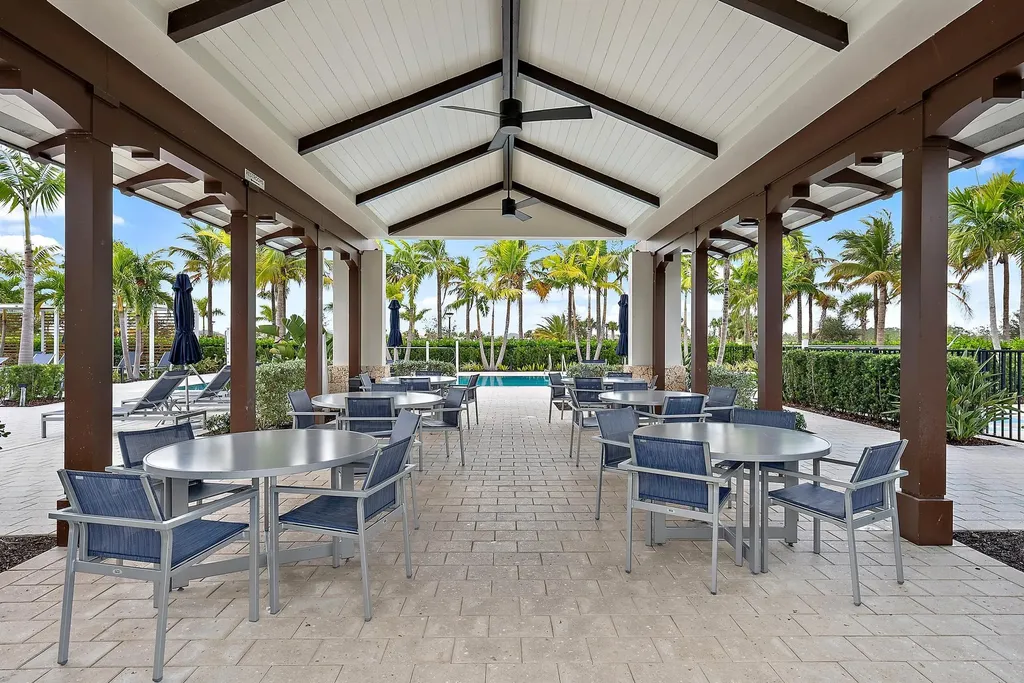9338 Crestview Circle Palm Beach Gardens FL 33412