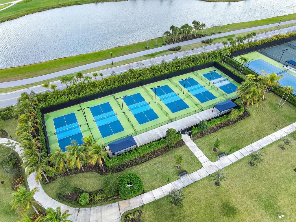 9338 Crestview Circle Palm Beach Gardens FL 33412