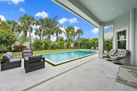 9338 Crestview Circle Palm Beach Gardens FL 33412