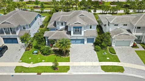 9338 Crestview Circle Palm Beach Gardens FL 33412