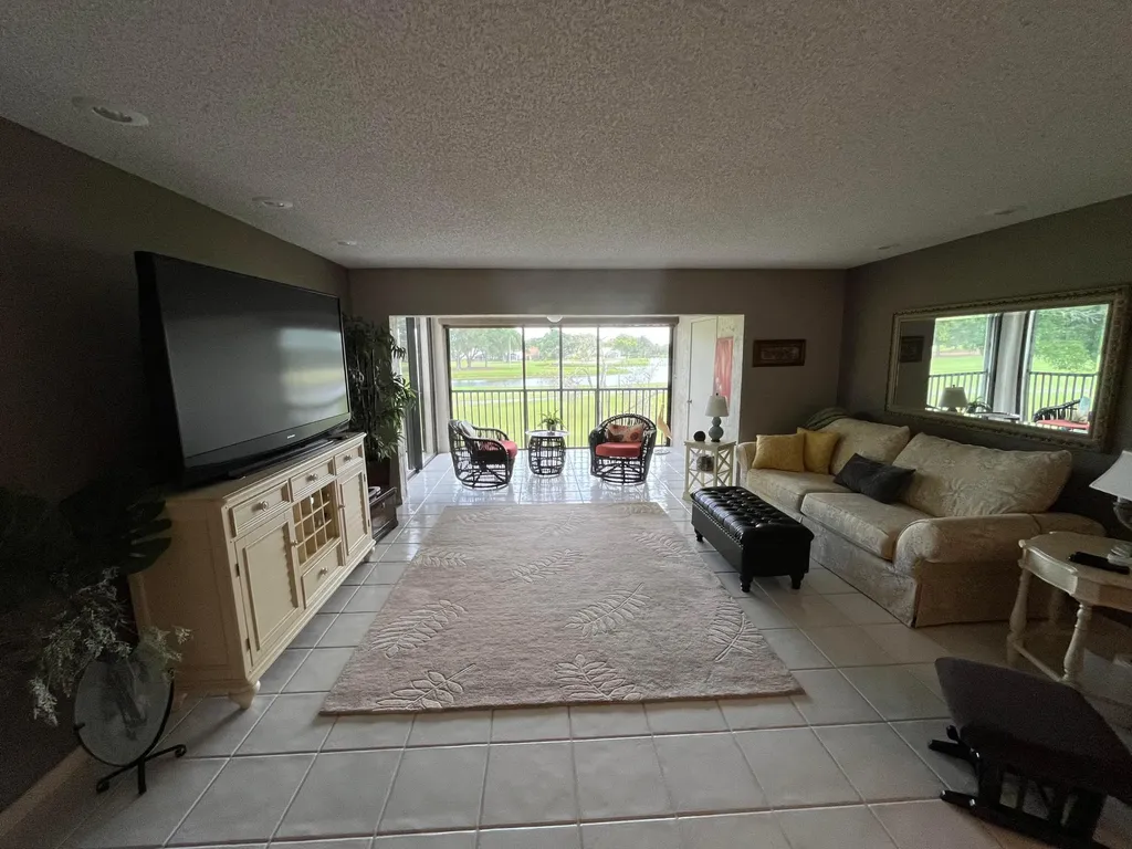 12870 Briarlake Drive West Palm Beach FL 33418