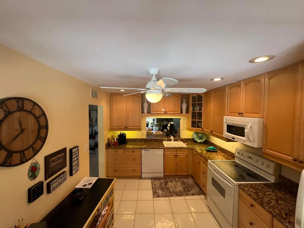 12870 Briarlake Drive West Palm Beach FL 33418