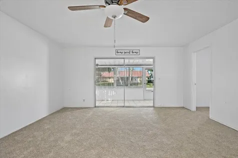 102 Amherst Lane Greenacres FL 33467