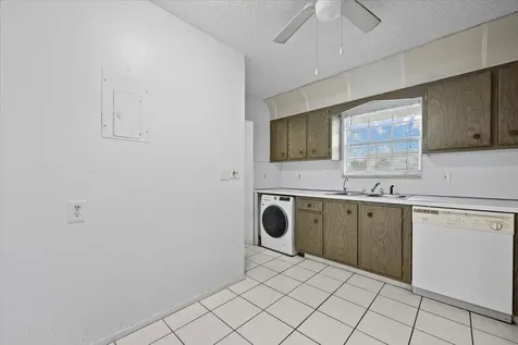 102 Amherst Lane Greenacres FL 33467