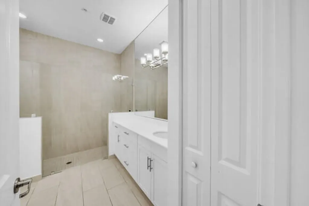 23008 Clear Echo Drive Boca Raton FL 33433