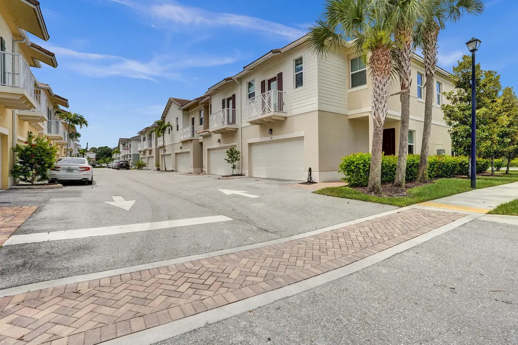 99 Palm Lane Royal Palm Beach FL 33411