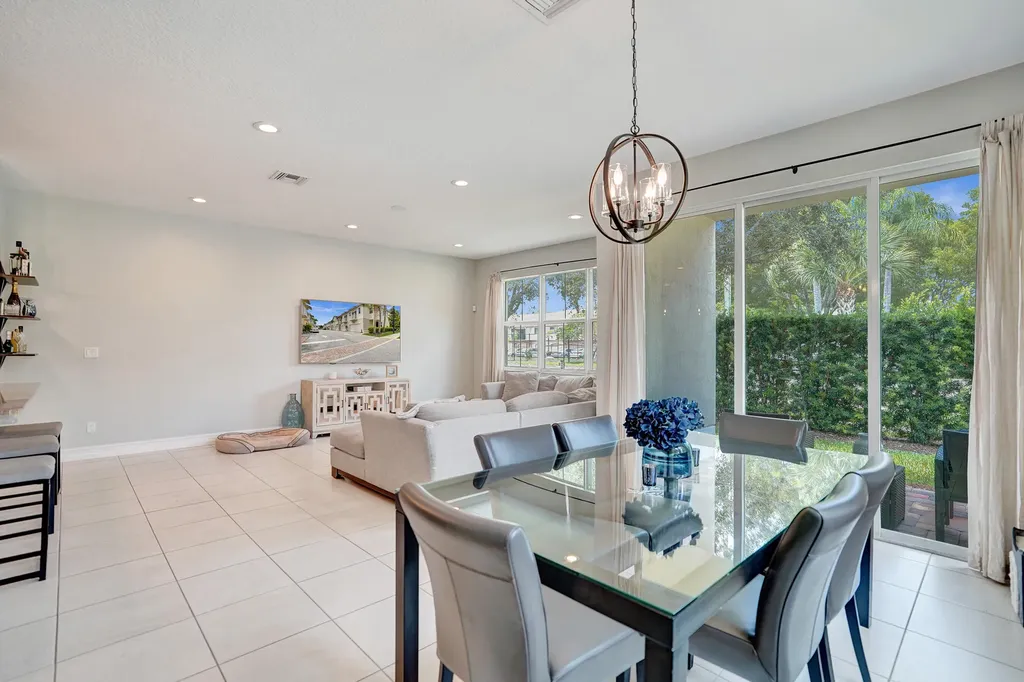 99 Palm Lane Royal Palm Beach FL 33411