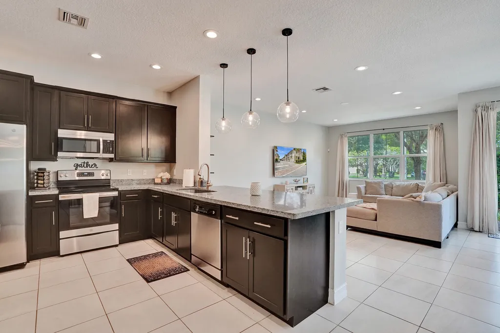 99 Palm Lane Royal Palm Beach FL 33411