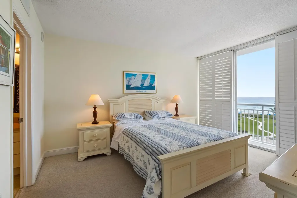 2780 S Ocean Boulevard Palm Beach FL 33480